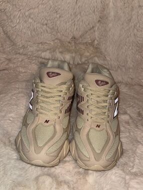 New Balance 9060 Sneakers in Beige with Black 'N' Outline